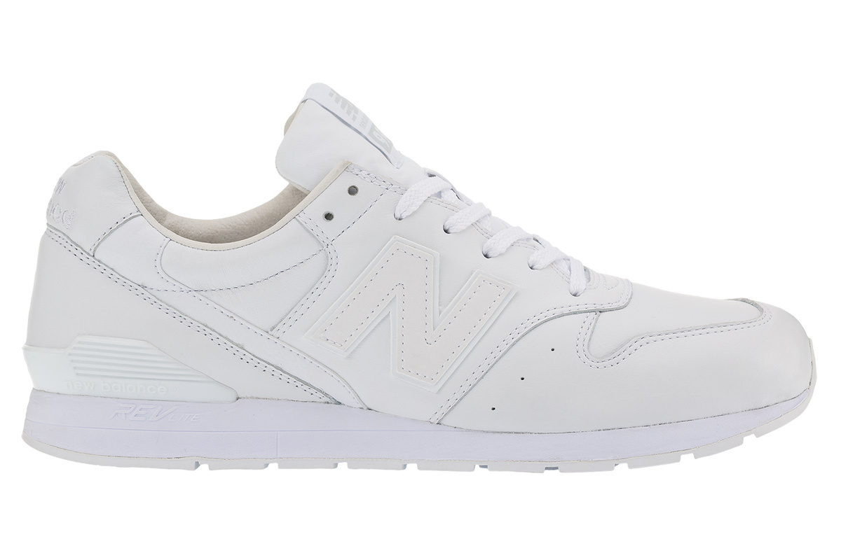 new balance blancas chica